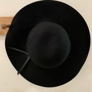Black Felt Floppy Hat